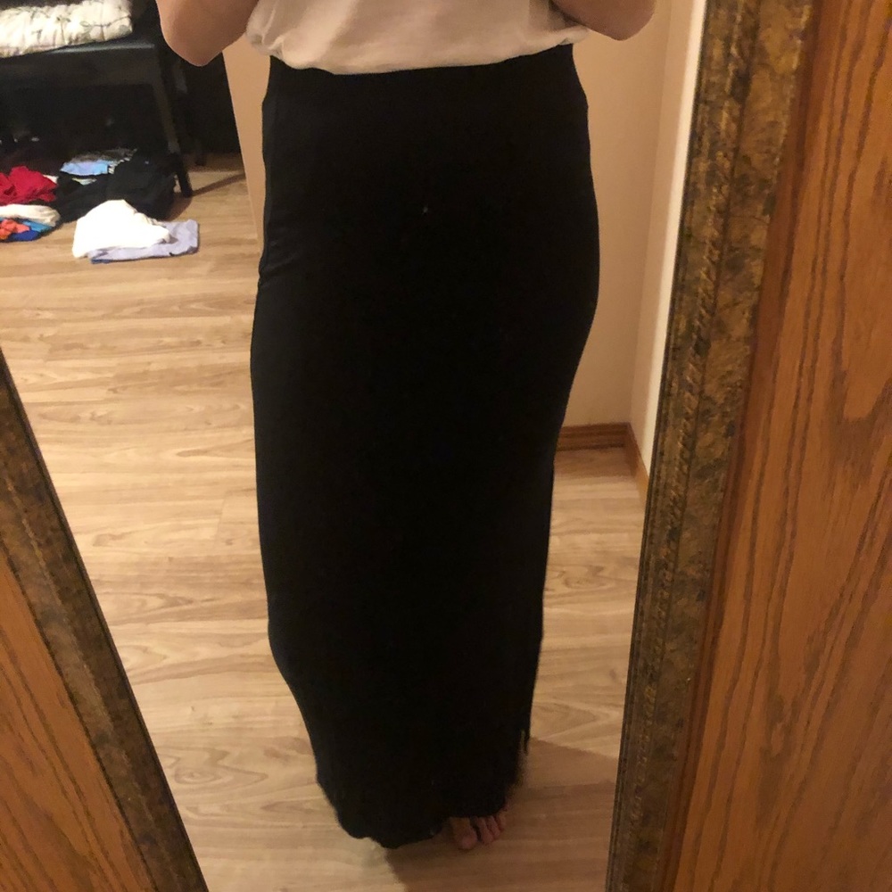 Old Navy black maxi skirt